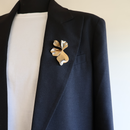 20026 pin gold leaf on blazer
